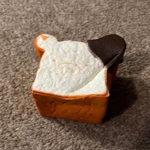 jumbo bear bread squishy
